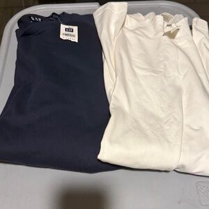 GAP Dark Blue and. OLD Navy Men’s XL shirts ( 2 NEW shirts)